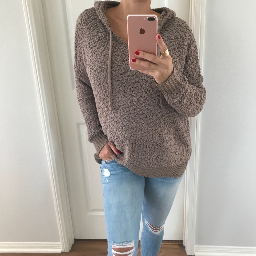 🇺🇸LAST2 • Snuggles Brown Hoodie Sweater